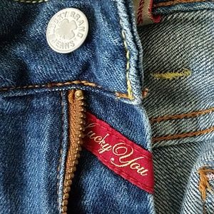 Lucky jeans